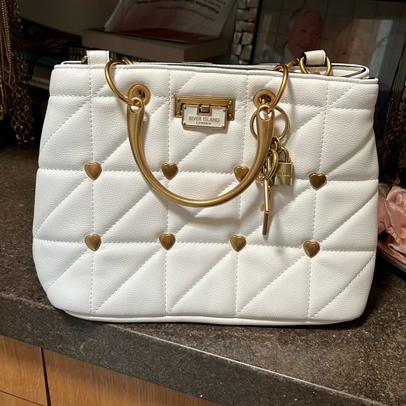 River Island Handbags - River Island white handbag with shoulder strap.